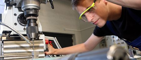 Siemens Trainees Begin Vocational Training