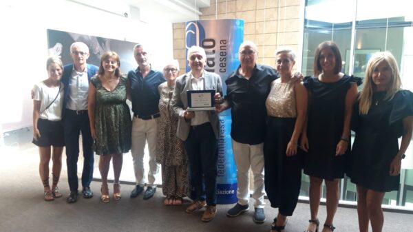 c9d42edb-1d84-484d-89d2-11f39712d526