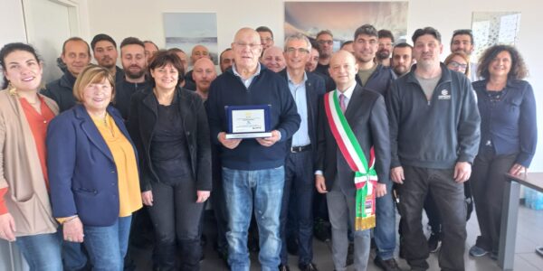 04b183b9-49ba-4ee6-a36a-461c50e68c42