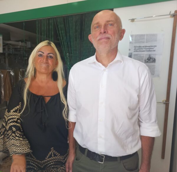 8ca02a6f-a369-4193-80f2-bf2096992960