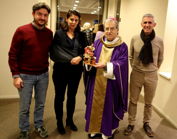 CESENA IL VESCOVO DOUGLAS REGATTIERI CELEBRA LA MESSA NATALIZIA PRESSO LA SEDE DELLA CONFARTIGIANATO