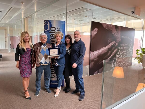 32feffd6-d7bc-4ef4-a46a-a34b9a400c35