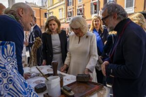 Stamperia Pascucci di Gambettola, verso il bicentenario con i complimenti della regina Camilla d’Inghilterra