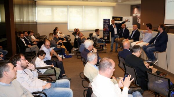 CESENA  CONFARTIGIANATO SALOTTO DIGITALE  Rivolucione industriale 5.0: IoT e AI per l’impresa del futuro