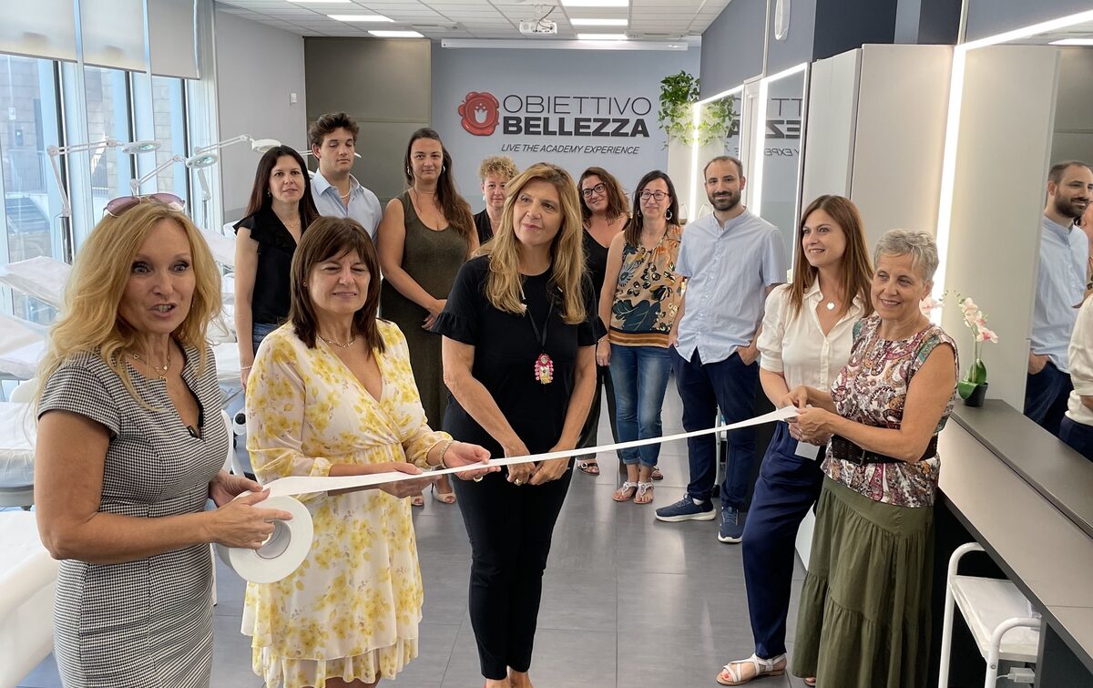 Formart Confartigianato Cesena, inaugurato l’innovativo laboratorio per i corsi rivolti a estetiste e acconciatrici
