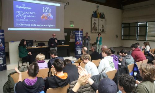 RAVAGLIA 18/03/24 CESENA CONFARTIGIANATO INTELLIGENZA ARTIGIANA INCONTRO  ALLA SCUOLA SUPERIORE COMANDINI ISTITUTO PROFESSIONALE